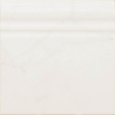Плинтус CARRARA SKIRTING (23095) 15x15 от Equipe Ceramicas (Испания)