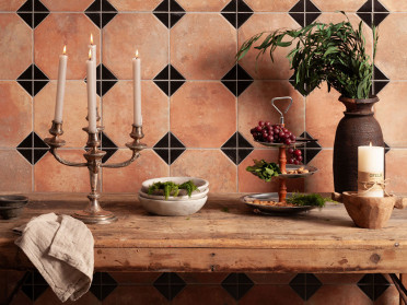 Керамогранит FS NONNA BLACK DECOR LT 45.2x45.2x0.95 от Francisco Segarra (Испания)