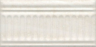 Бордюр Олимпия 19046/3F беж светлый 20x9.9 от Kerama Marazzi (Россия)