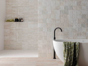 Настенная плитка ENAMEL CHARCOAL (123144) 5x25 от DNA Tiles (Испания)