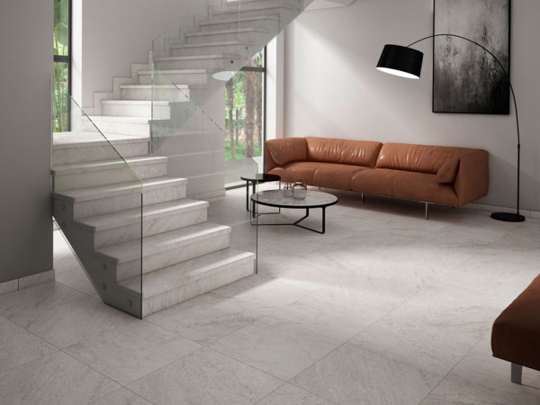 Фронтальная ступень Peldano Recto Evo Beige 31.7x31.7x4 от Gresmanc (Испания)