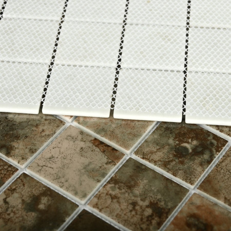 Amuletto Leaf 300*300 48*48*4.5