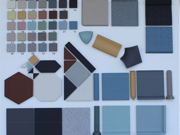 Вставка D28-1Ch Light Green Dot 2.9x2.9 от TopCer (Португалия)