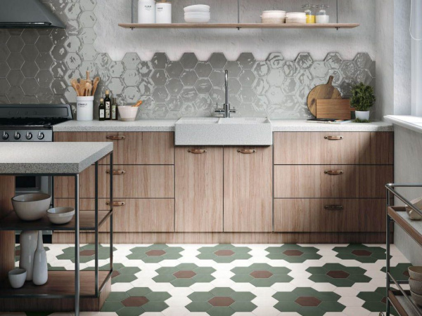 Настенная плитка GEOMETRY HEX BLACK GLOSSY 15x17.3 от Ribesalbes (Испания)